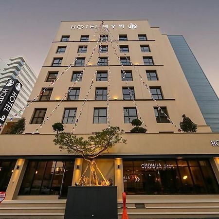 Yeoubi Hotel Cshangvon Kültér fotó