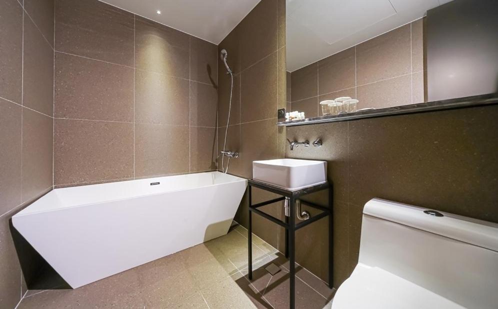 Yeoubi Hotel Cshangvon Kültér fotó